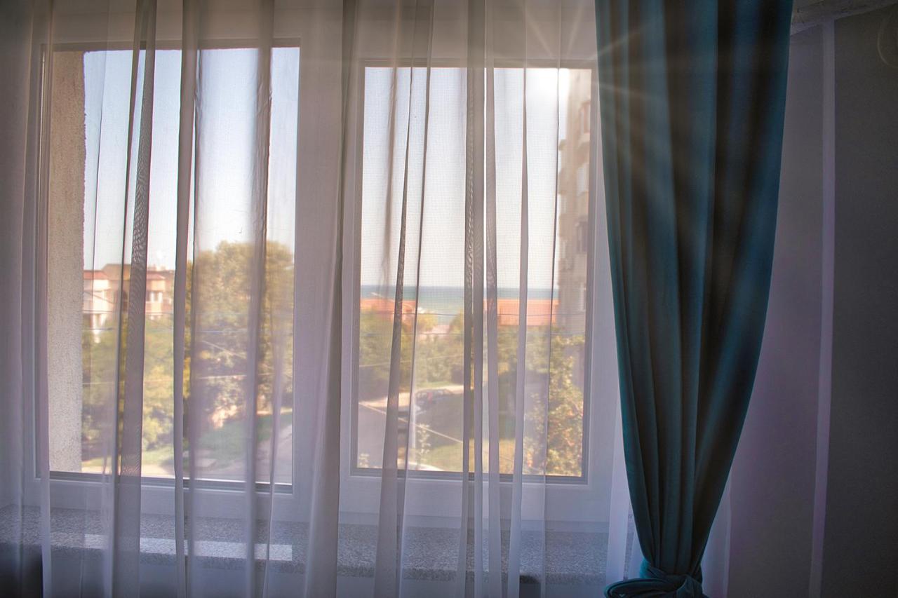 Sunrise By The Sea Apartment คอนสตันซา ภายนอก รูปภาพ